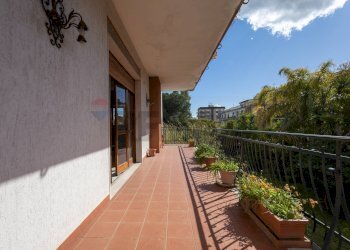 Balcone - Villa Via Alcide de Gasperi
 
21, Sant'Agata Li Battiati - foto 29