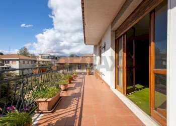 Balcone - Villa Via Alcide de Gasperi
 
21, Sant'Agata Li Battiati - foto 39