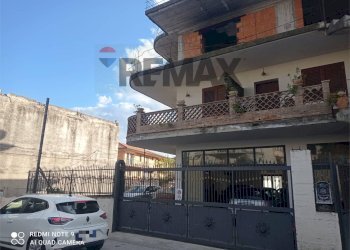 Edificio all\'aperto - Commercial Premises via francavilla
 
331, Taormina - photo 9