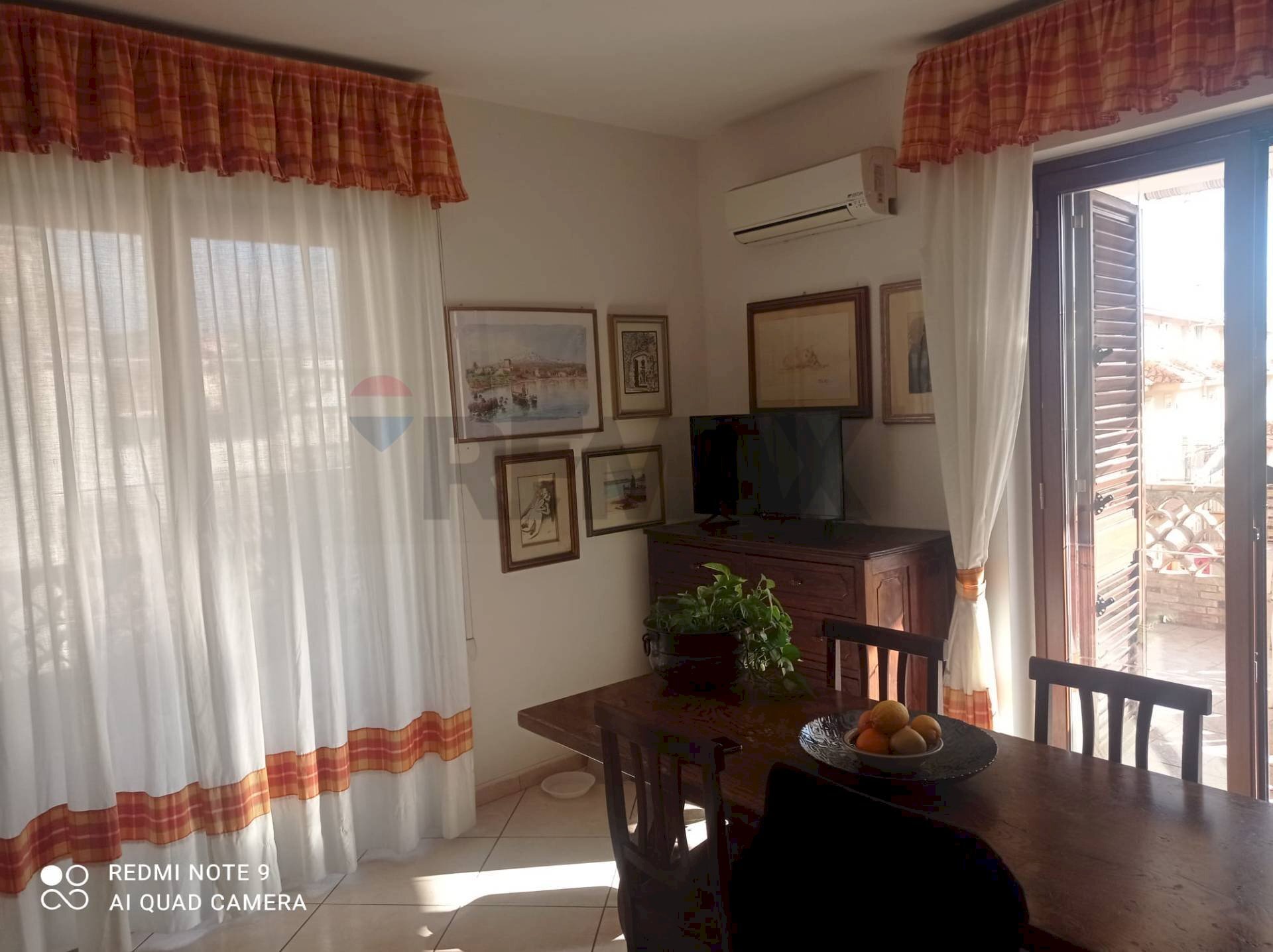 Sala da pranzo - Trilocale via francavilla
 
331, Taormina - foto 1