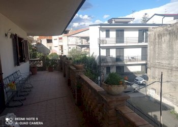 Balcone - Trilocale via francavilla
 
331, Taormina - foto 7