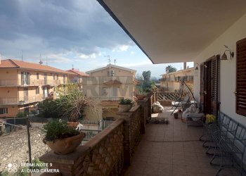 Balcone - Trilocale via francavilla
 
331, Taormina - foto 8