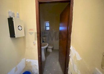 Bagno - Magazzino Via Salvatore Aldisio
 
., Catania - foto 21