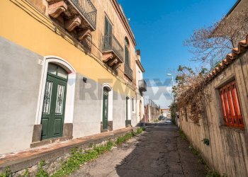 Edificio all\'aperto - Casa indipendente via Etnea
 
208, Mascali - foto 5