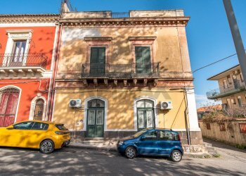 Edificio all\'aperto - Casa indipendente via Etnea
 
208, Mascali - foto 7