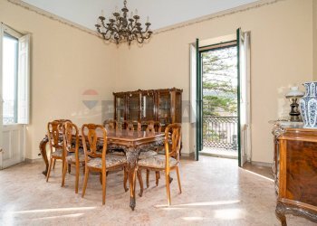 Sala da pranzo - Casa indipendente via Etnea
 
208, Mascali - foto 21