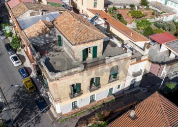 Edificio all\'aperto - Casa indipendente via Etnea
 
208, Mascali - foto 36