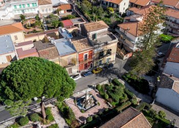 Edificio all\'aperto - Casa indipendente via Etnea
 
208, Mascali - foto 37