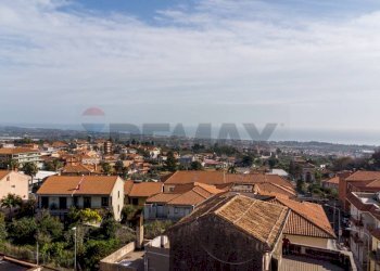 Edificio all\'aperto - Casa indipendente via Etnea
 
208, Mascali - foto 39