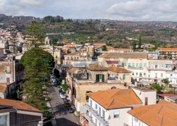 Edificio all\'aperto - Casa indipendente via Etnea
 
208, Mascali - foto 41