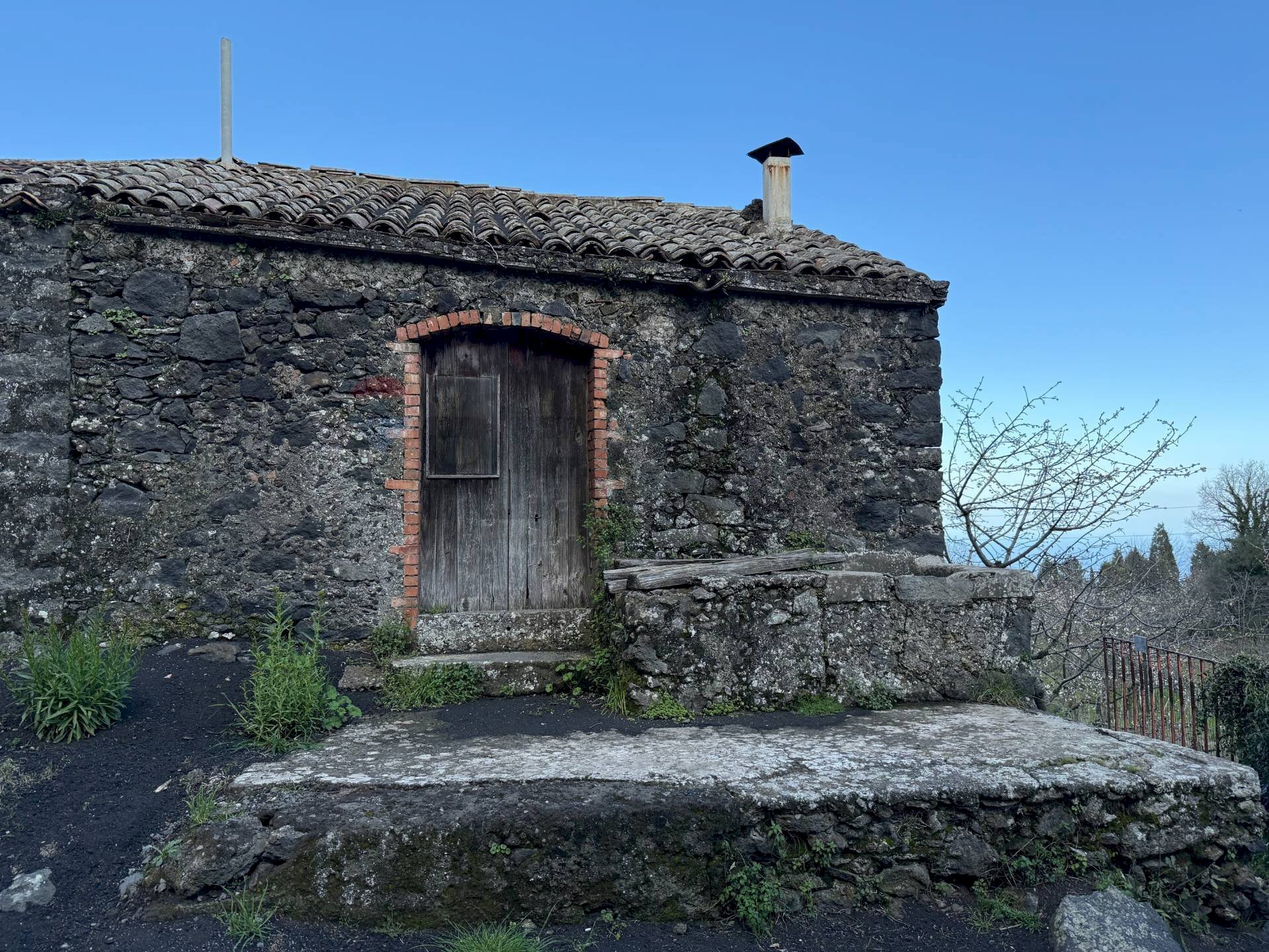 Casa all\'aperto - Terreno agricolo via linguaglossa
 
37, Sant'Alfio - foto 1