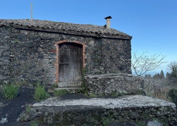 Casa all\'aperto - Terreno agricolo via linguaglossa
 
37, Sant'Alfio - foto 1