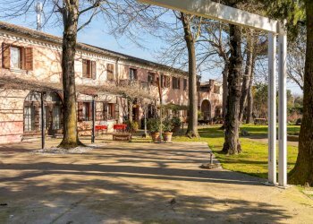 Edificio all\'aperto - Locale Commerciale Ceregnano - foto 3