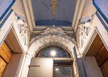 Edificio all\'aperto - Casa indipendente Corso Mazzini
 
82, Comacchio - foto 1