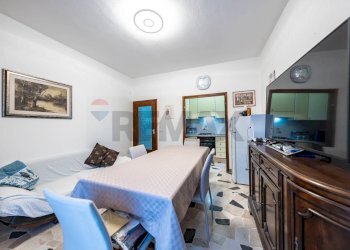 Sala da pranzo - Trilocale Via Ippolito Severi
 
17, Ferrara - foto 4