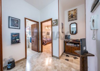 Hall / corridoio - Trilocale Via Ippolito Severi
 
17, Ferrara - foto 5