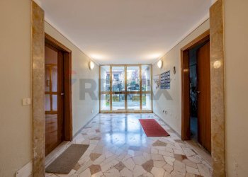 Ricezione / Lobby - Trilocale Via Ippolito Severi
 
17, Ferrara - foto 14