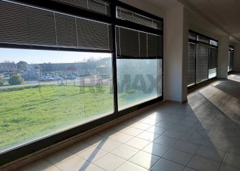 Terrazza - Ufficio via Scarsella
 
3, Copparo - foto 7