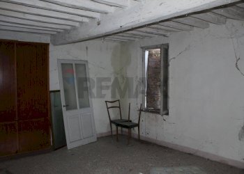 Stanza vuota - Villa a Schiera Commessaggio - foto 14