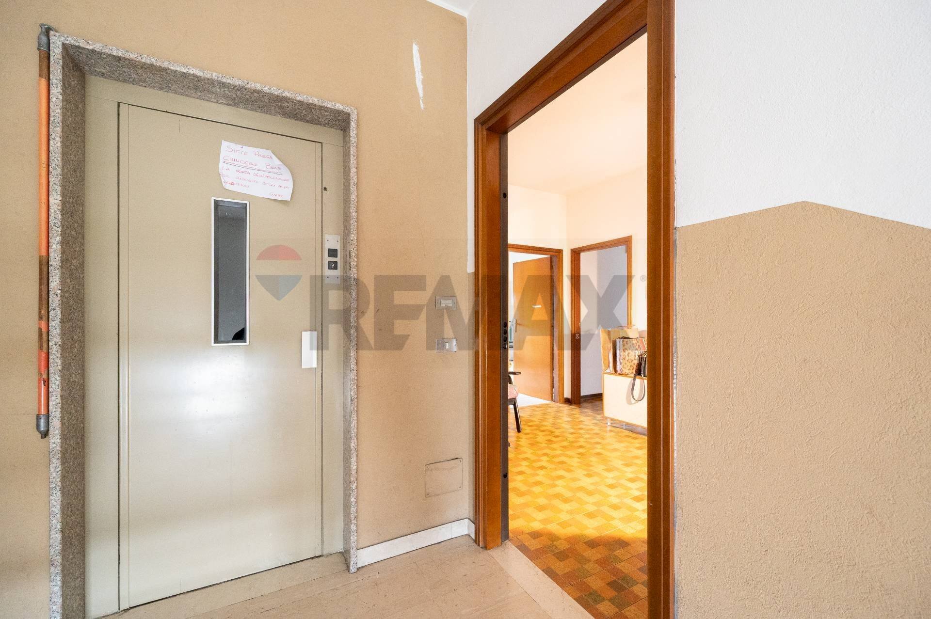 Hall / corridoio - Quadrilocale Carpi - foto 3