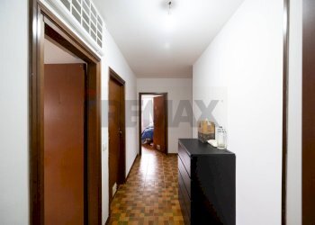 Hall / corridoio - Quadrilocale Carpi - foto 9