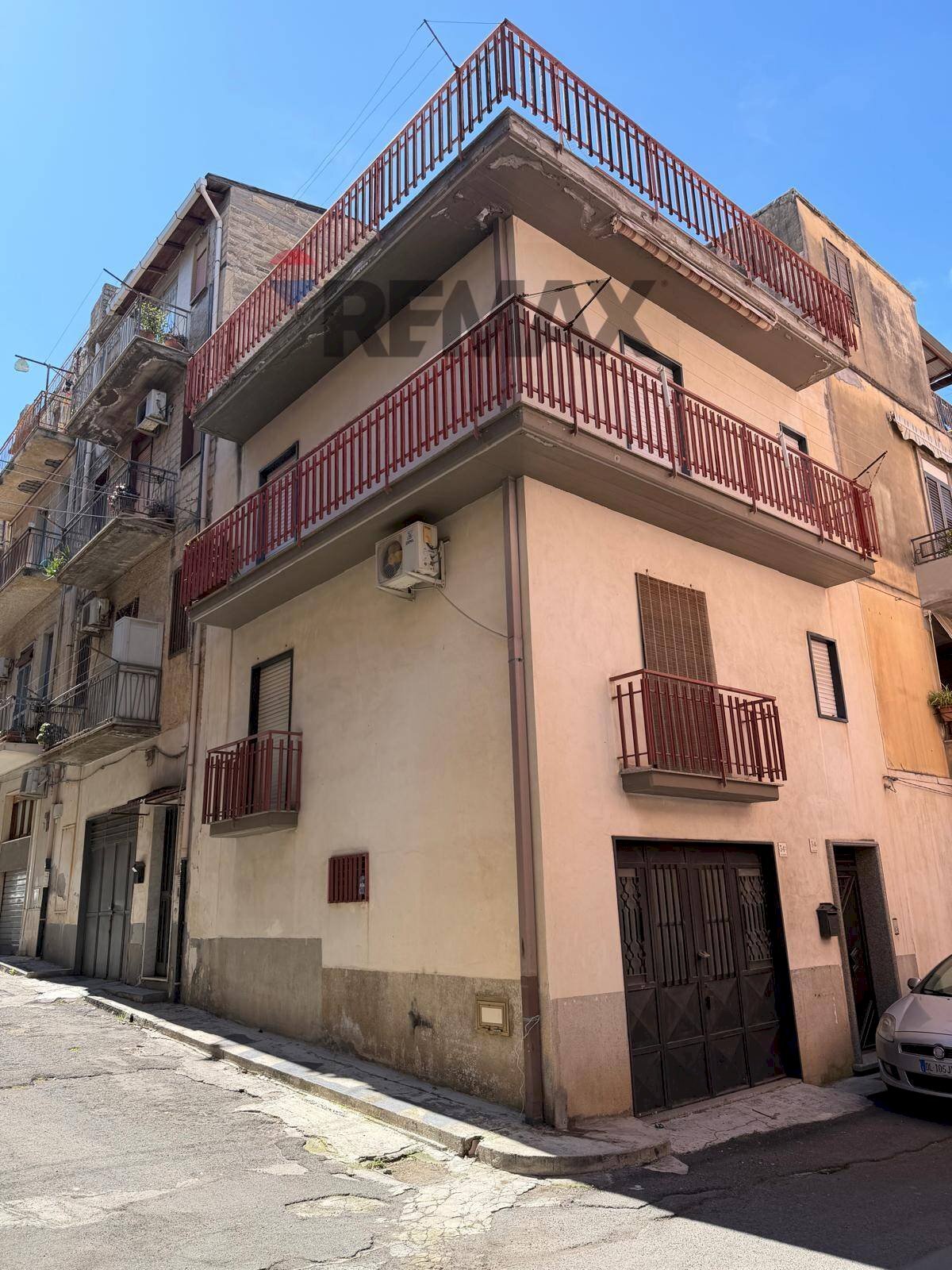 Edificio all\'aperto - Independent house via rovereto
 
34, Lentini - photo 1