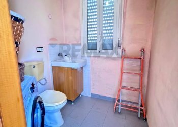 Bagno - Independent house via rovereto
 
34, Lentini - photo 15