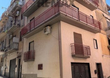 Edificio all\'aperto - Independent house via rovereto
 
34, Lentini - photo 1