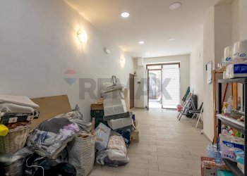 Hall / corridoio - Locale Commerciale Via G. Garibaldi
 
82, Palazzolo Acreide - foto 4