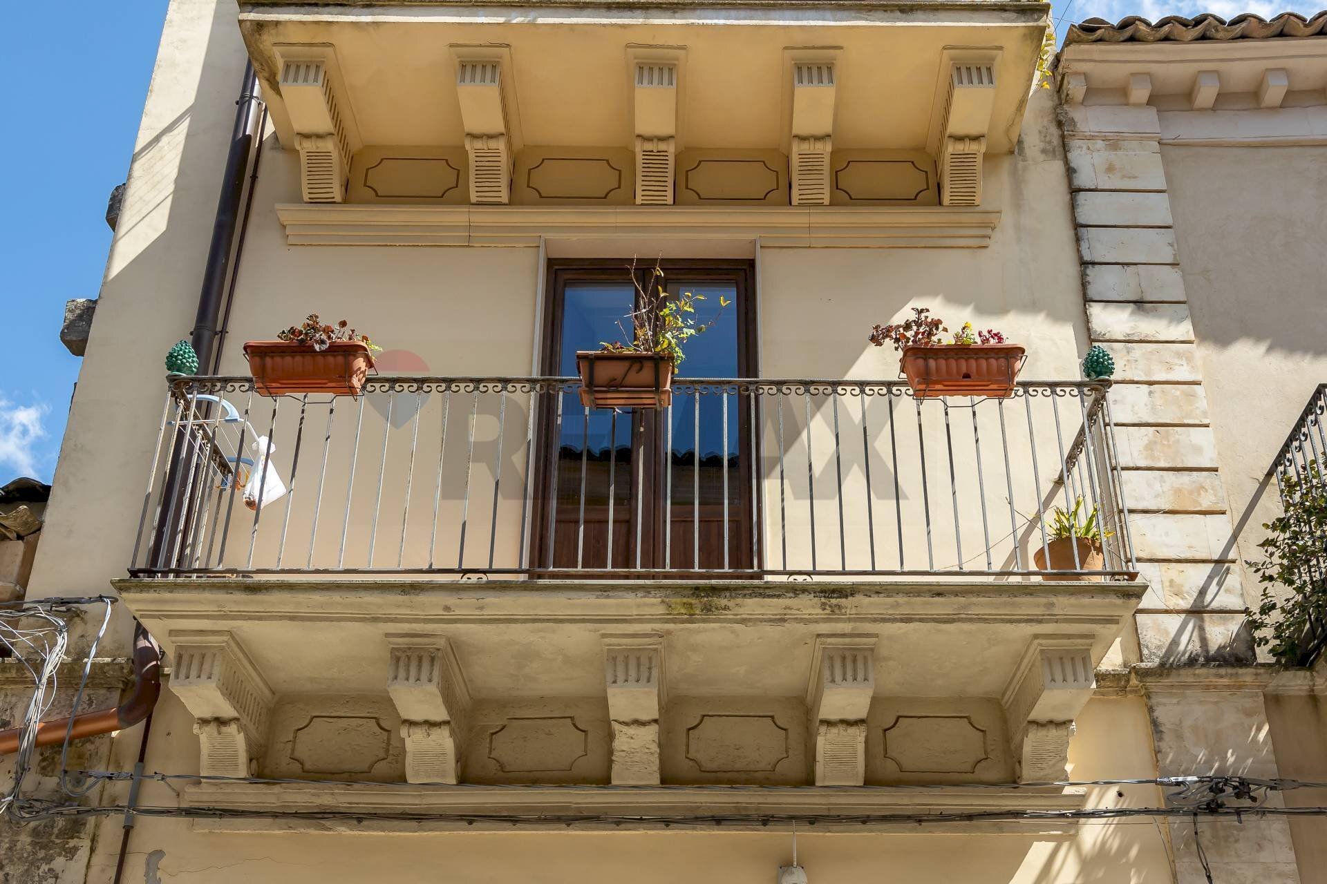 Edificio all\'aperto - Bilocale Via G. Garibaldi
 
80, Palazzolo Acreide - foto 1