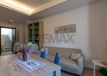 Soggiorno - Bilocale Via G. Garibaldi
 
80, Palazzolo Acreide - foto 16