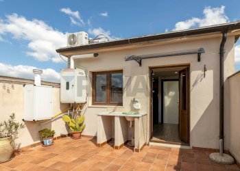 Terrazza - Bilocale Via G. Garibaldi
 
80, Palazzolo Acreide - foto 20