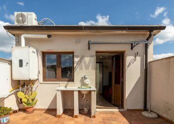 Terrazza - Bilocale Via G. Garibaldi
 
80, Palazzolo Acreide - foto 21