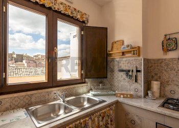 Cucina - Bilocale Via G. Garibaldi
 
80, Palazzolo Acreide - foto 25