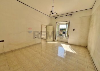 Stanza vuota - Bilocale Via Giovanni Antonio Campano
 
198, Napoli - foto 11