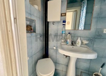 Bagno - Bilocale Via Giovanni Antonio Campano
 
198, Napoli - foto 14