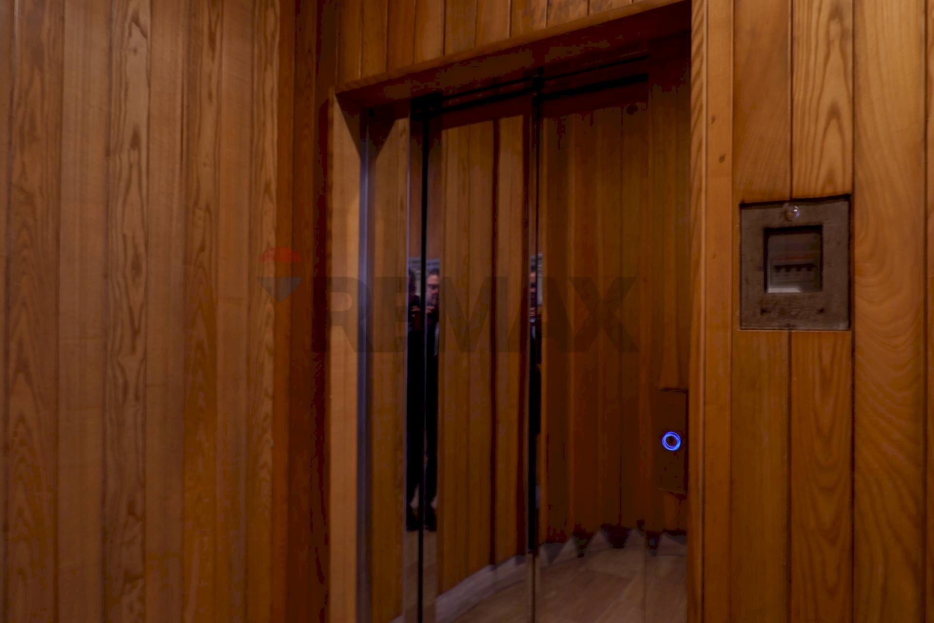 Dettagli - Attico Piazza Vanvitelli
 
26, Caserta - foto 2