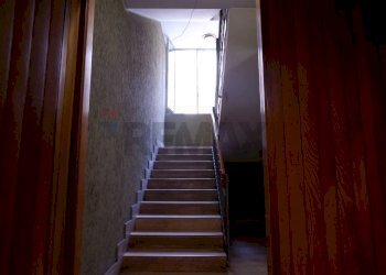 Scale - Attico Piazza Vanvitelli
26, Caserta - foto 3