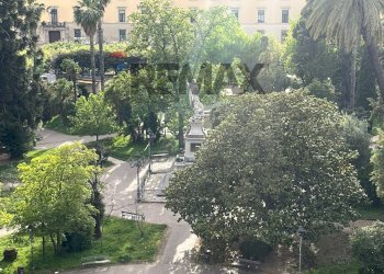 Edificio all\'aperto - Attico Piazza Vanvitelli
 
26, Caserta - foto 23