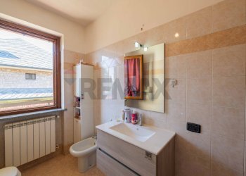 Bagno - Three-room apartment VIA GALILEO GALILEI
6A, Azzano San Paolo - photo 12