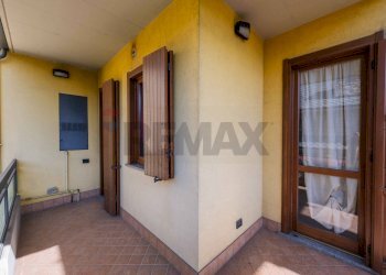 Terrazza - Three-room apartment VIA GALILEO GALILEI
6A, Azzano San Paolo - photo 14