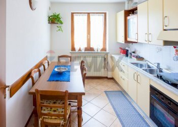 Cucina - Bilocale catabione
 
44, Gazzaniga - foto 5