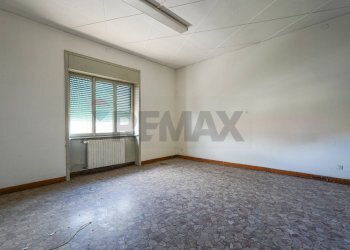 Stanza vuota - Casa indipendente Torre Boldone - foto 17