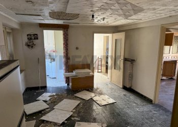 Hall / corridoio - Casa semi indipendente Via Gresal
 
48, Sedico - foto 15