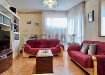 Soggiorno - Three-room apartment Osimo - photo 8
