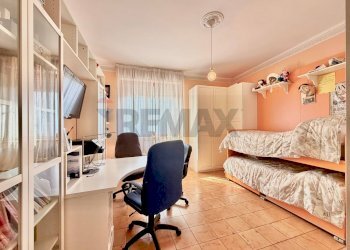 Camera / camera da letto - Three-room apartment Osimo - photo 42