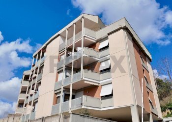 Edificio all\'aperto - Three-room apartment Osimo - photo 46
