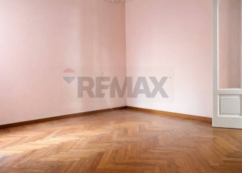 Stanza vuota - Bilocale VIA LUIGI SETTEMBRINI
 
45, Milano - foto 7