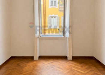 Stanza vuota - Bilocale VIA LUIGI SETTEMBRINI
 
45, Milano - foto 14