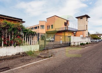 Foto 2 - Capannone VIA C. PORTA
 
8/10, Gorgonzola - foto 2